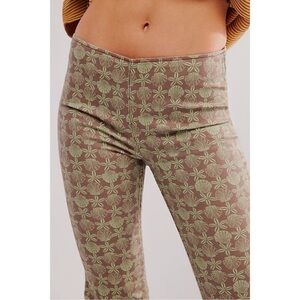 NWT Free People Penny Pull-On Flare Jeans Sea Shell Printed Green 32
